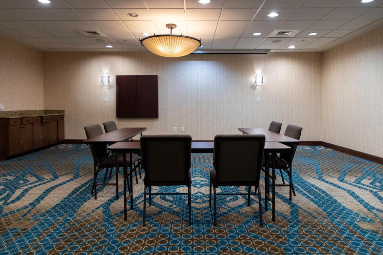 Holiday Inn Hotel & Suites Northwest San Antonio By Ihg Екстериор снимка