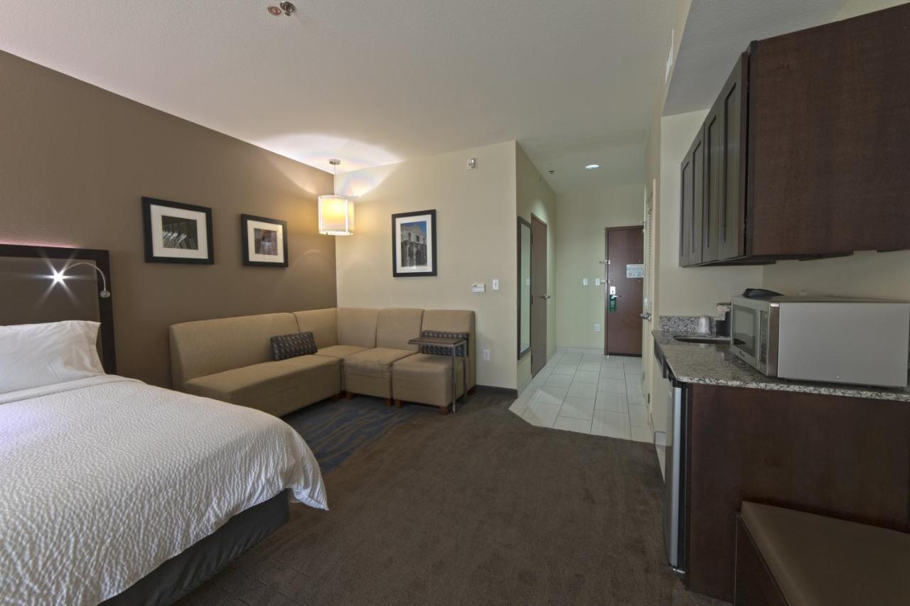 Holiday Inn Hotel & Suites Northwest San Antonio By Ihg Екстериор снимка