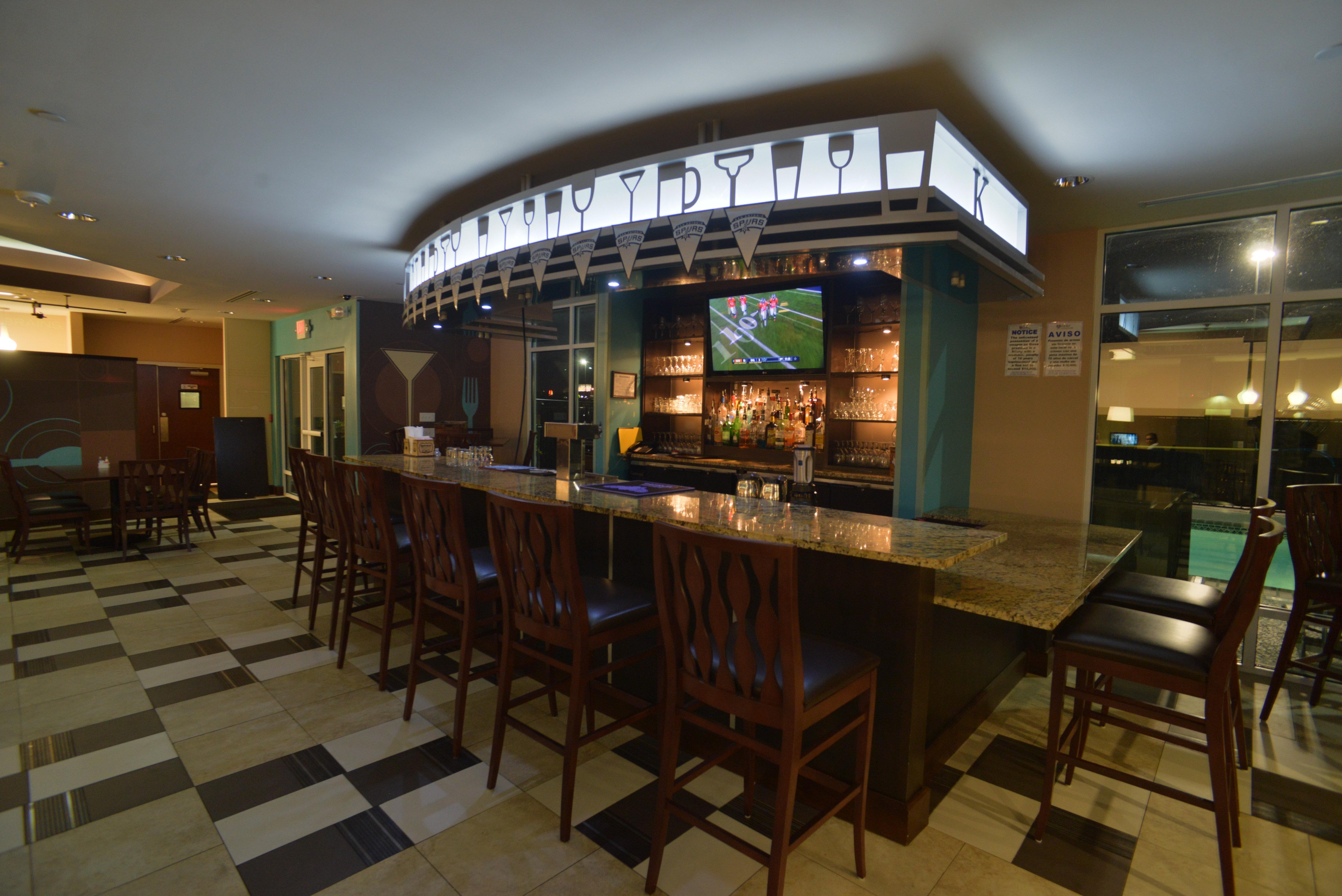 Holiday Inn Hotel & Suites Northwest San Antonio By Ihg Екстериор снимка
