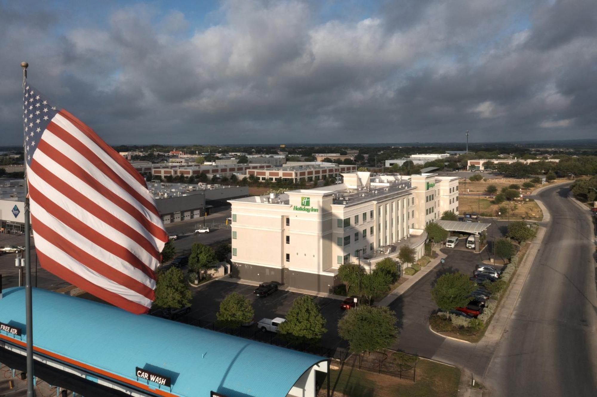 Holiday Inn Hotel & Suites Northwest San Antonio By Ihg Екстериор снимка