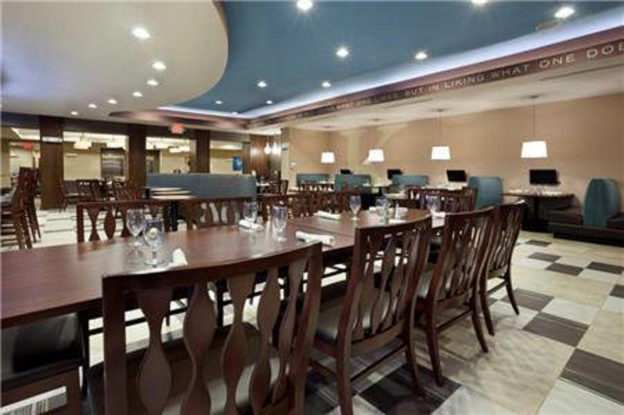 Holiday Inn Hotel & Suites Northwest San Antonio By Ihg Екстериор снимка